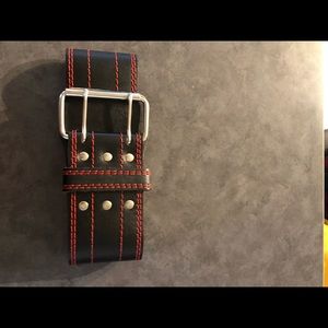 Dark iron lifting belt